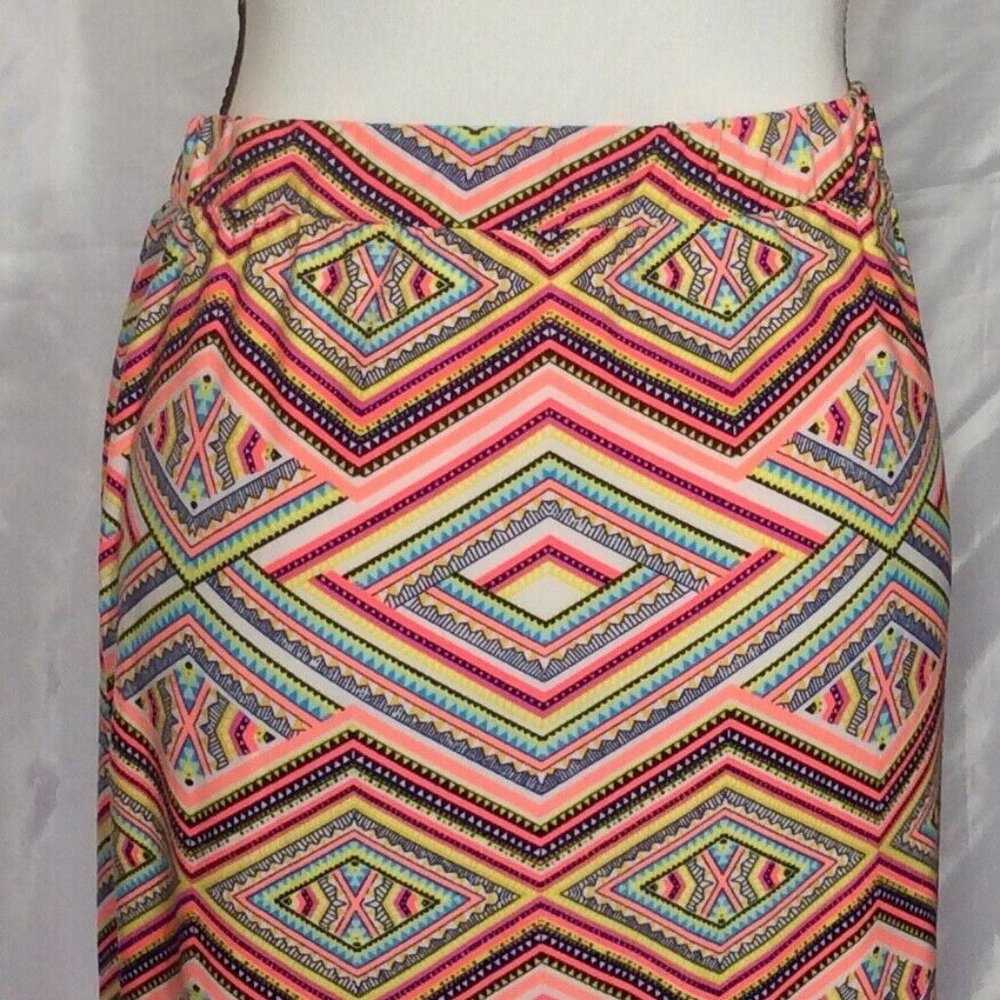Bobby Brookes Women Colorful Size L Long Skirt Slits on Sides Pre-Owned.